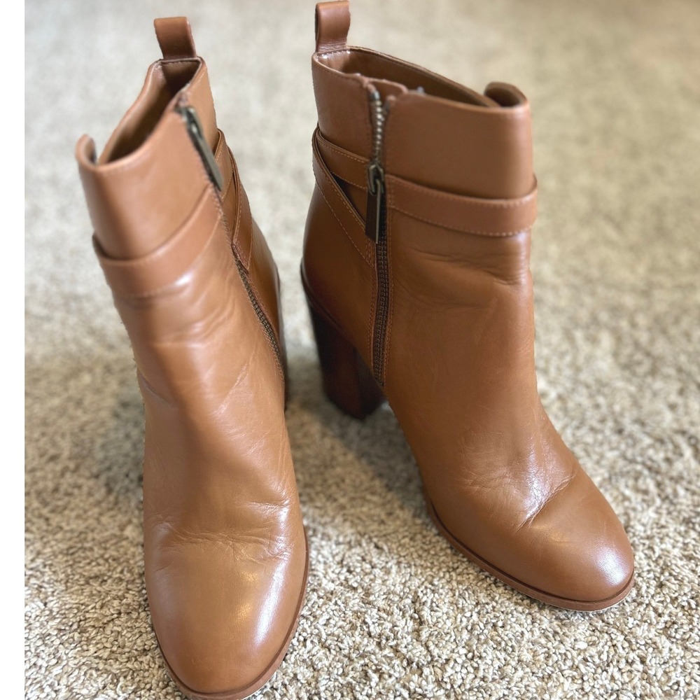 Michael Kors Tan Leather Minimalist Block Heel Ankle Boots‎ Almond Toe 8.5M